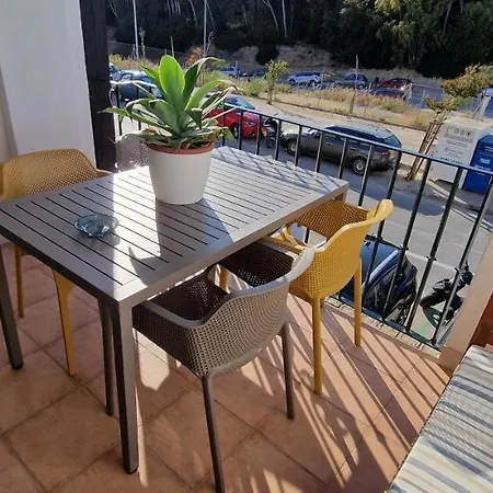Сasa de vacaciones Casa Duplex En Conil A 300 M De La Playa. *