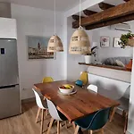 Сasa de vacaciones Casa Duplex En Conil A 300 M De La Playa.