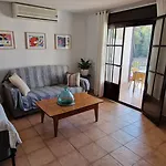 Сasa de vacaciones Casa Duplex En Conil A 300 M De La Playa.