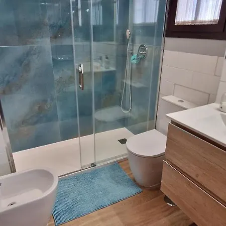 Сasa de vacaciones Casa Duplex En Conil A 300 M De La Playa. *